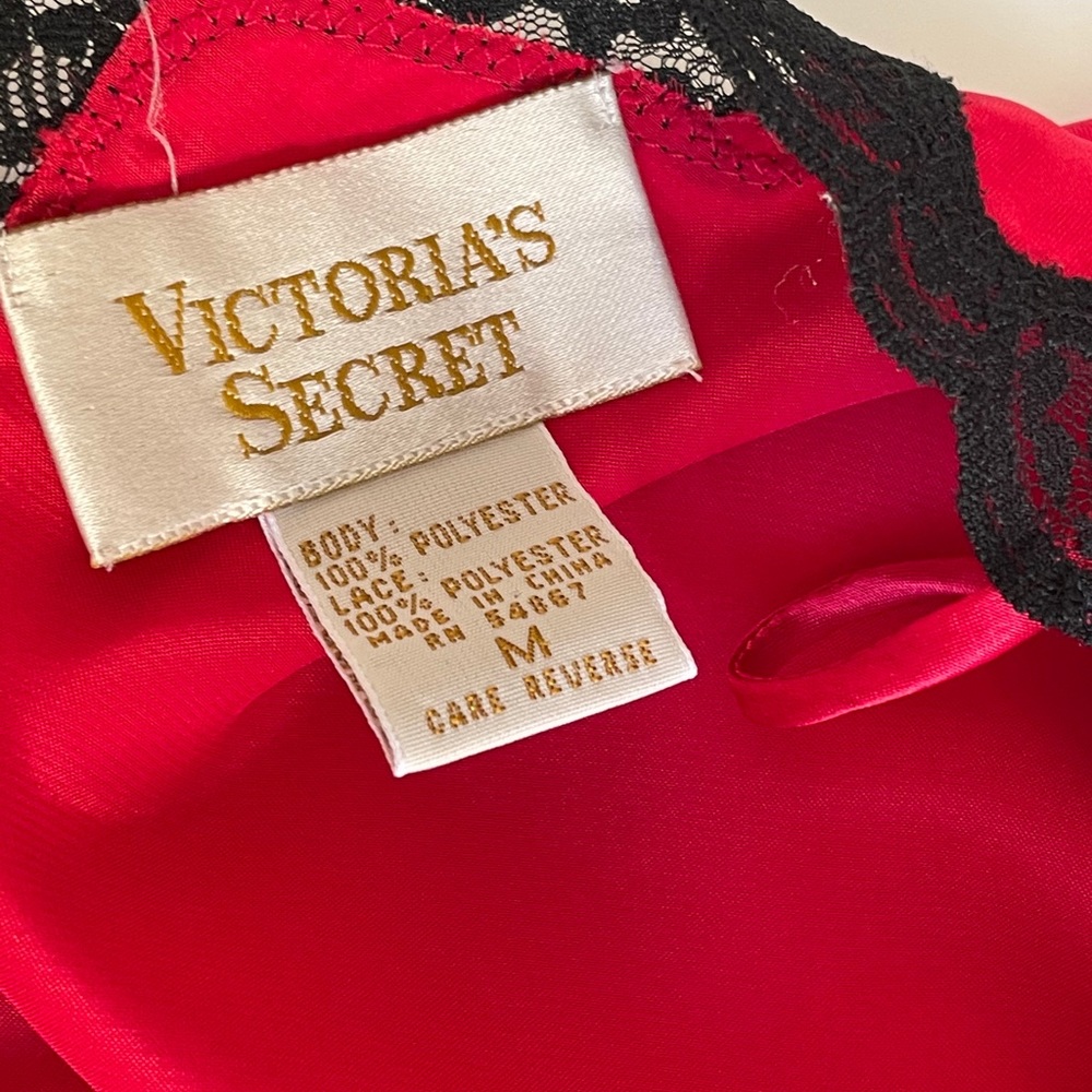 VTG Victoria’s Secret Slip Dress - Picture 3 of 7